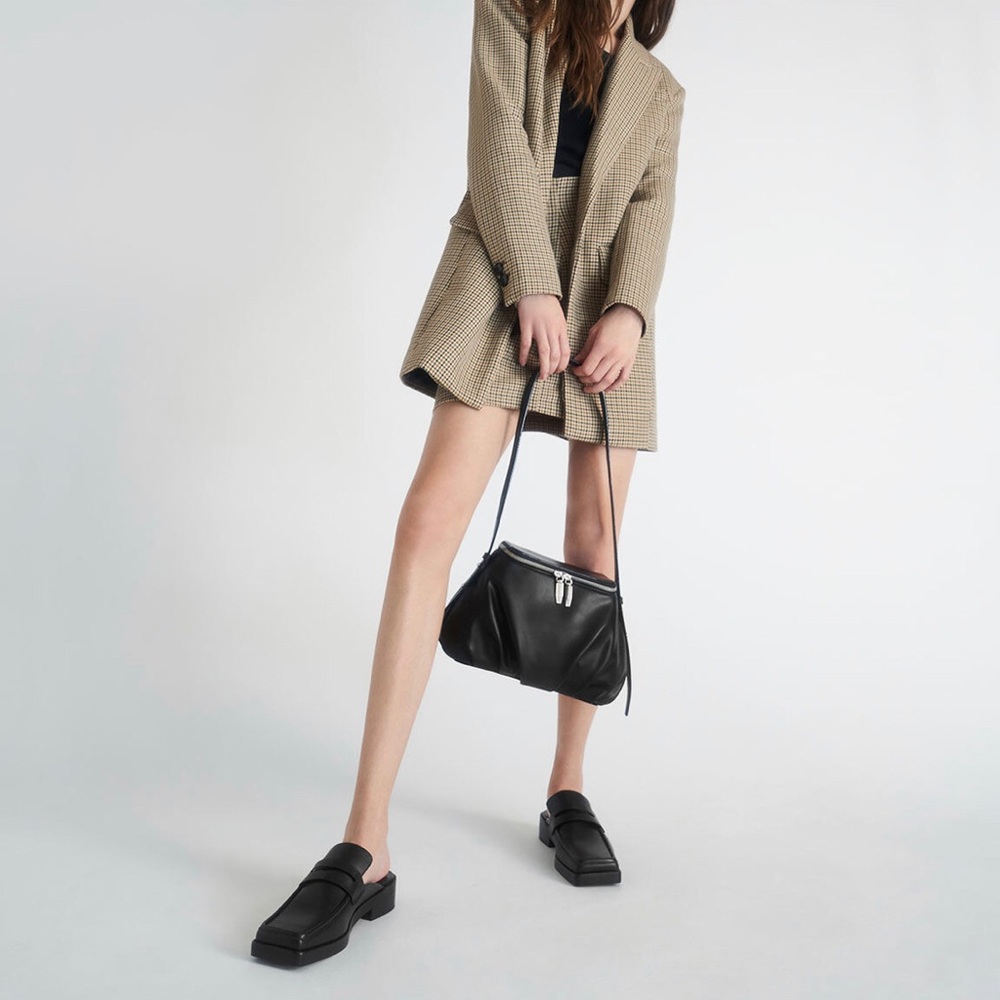 Bally stitched toe mules in black leather - Picture 9 of 10